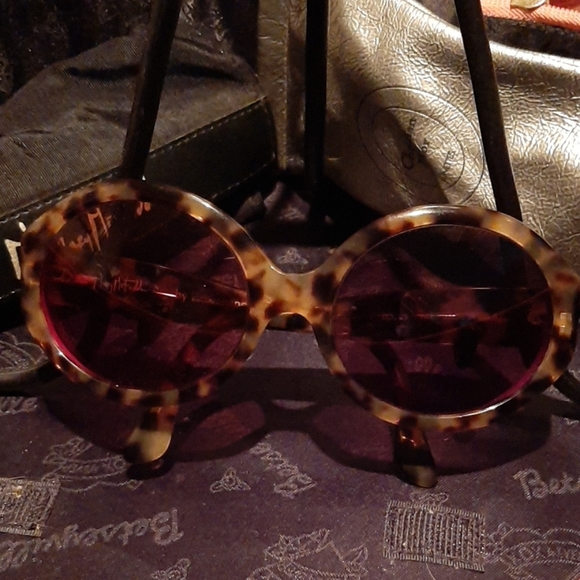 Frames Only